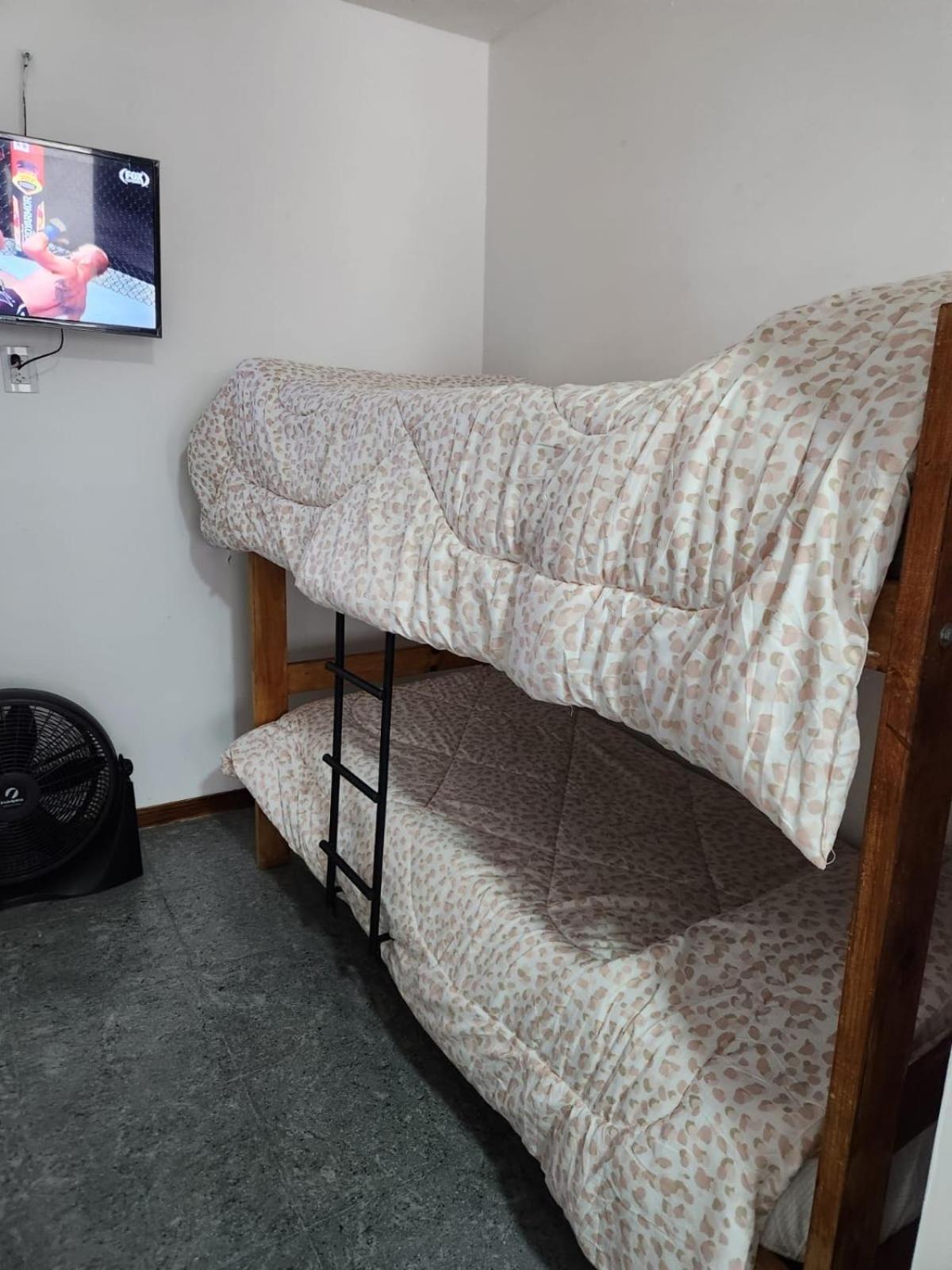 Departamento Ubicadisimo Calle Chile Con Estacionamiento Incluido Capital Mendoza 2 Lägenhet Exteriör bild